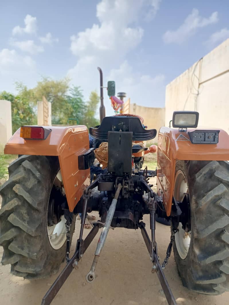 Tractor 2016 model 6