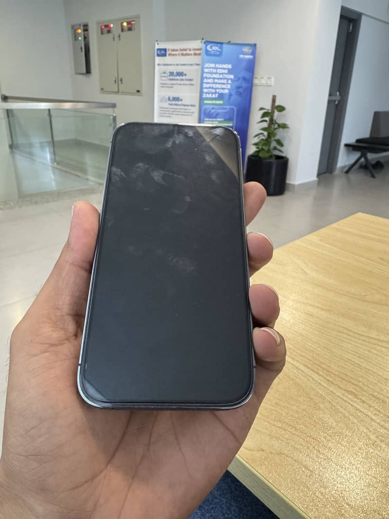 Iphone 14 pro 3