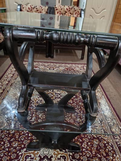 2 center/side tables very good condition with 2*2 size glass top