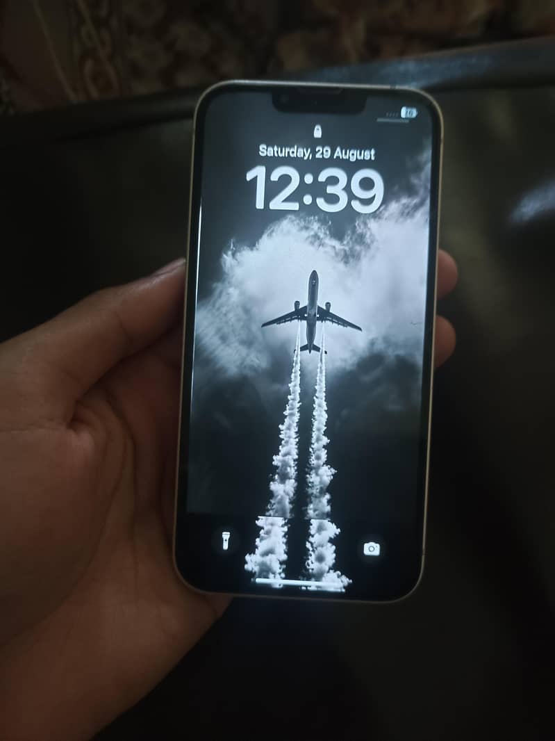Apple iPhone 13 2