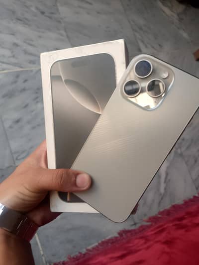Apple iPhone 16 Pro