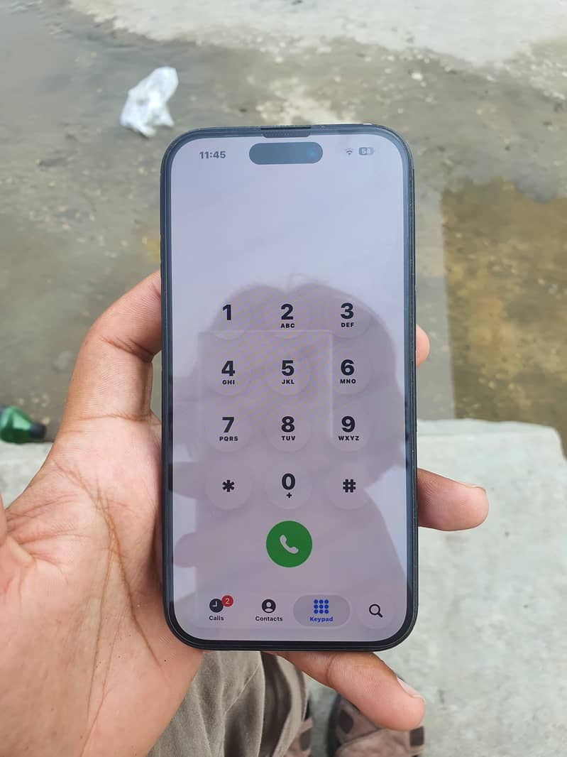 Apple iPhone 16 5