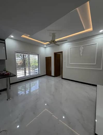 G-11/4 FGEHA E-Type Fully Renovated Ground Floor Flat For Sale