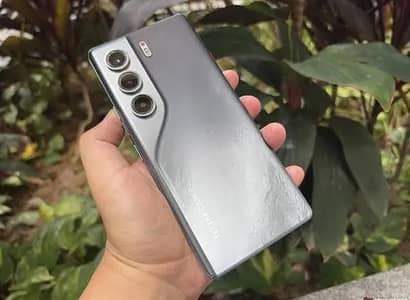 Tecno CAMON 40 Pro