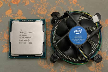Intel Core i7-7820X 3.60GHz + Original Stock Cooler | LGA2066