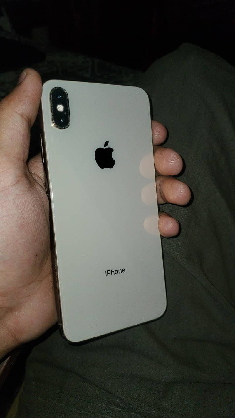Apple iPhone XS Max 0