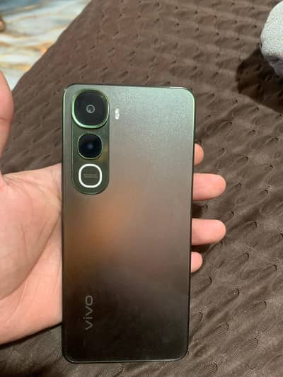 vivo y400 5G( 8+8 256gb )