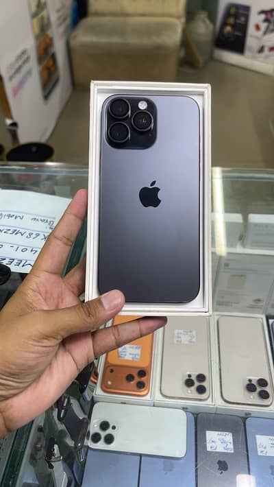 Apple iphone 16 pro max 256gb lock with box