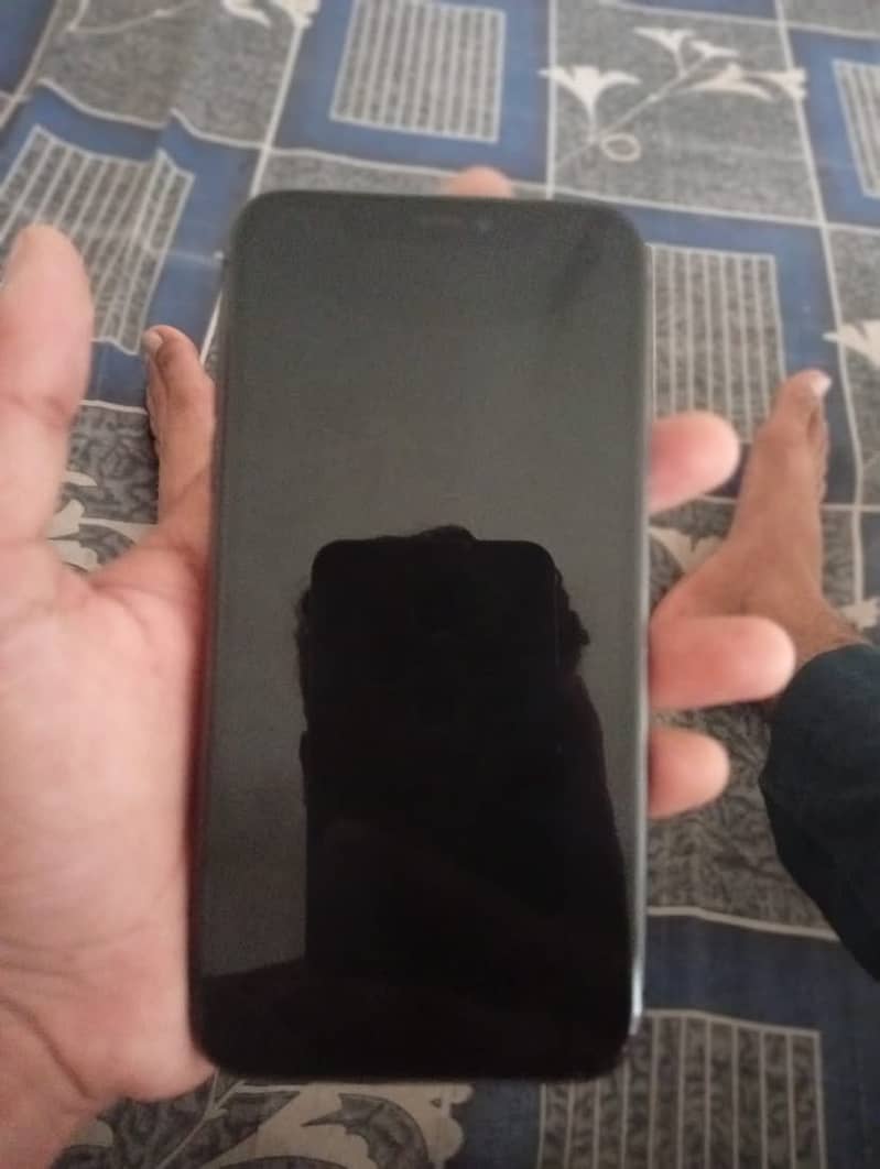 Apple iPhone 11 1