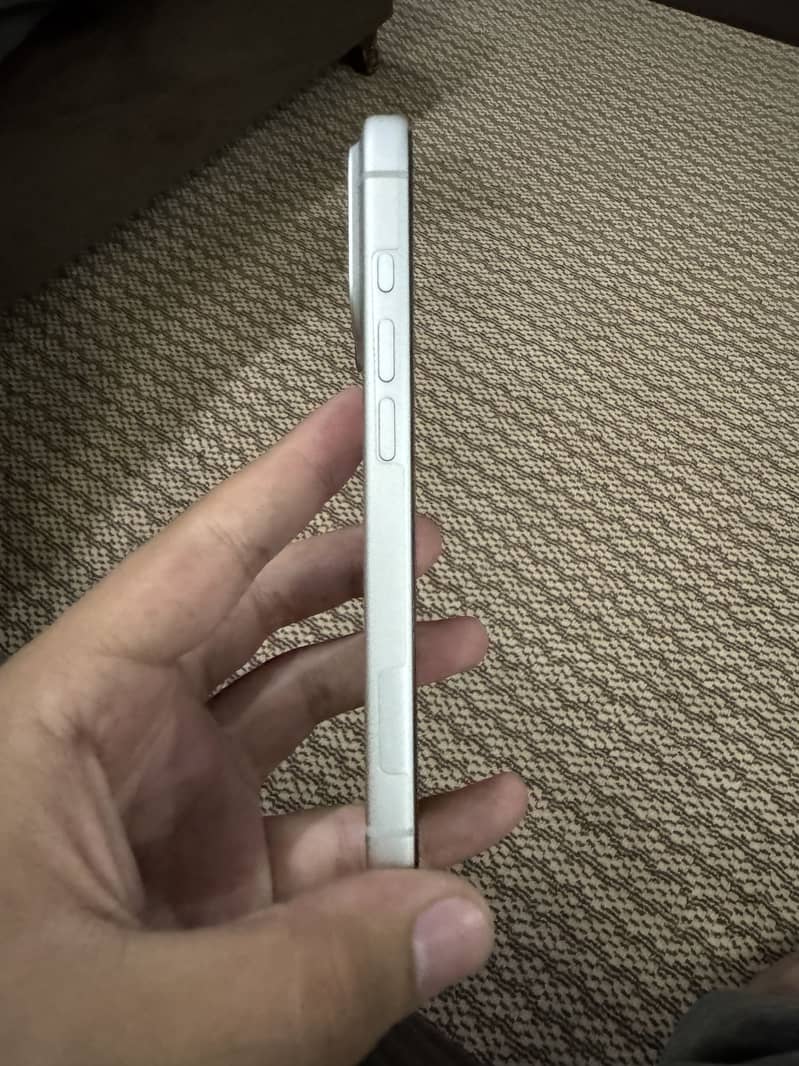 Apple iPhone 17 Pro 4