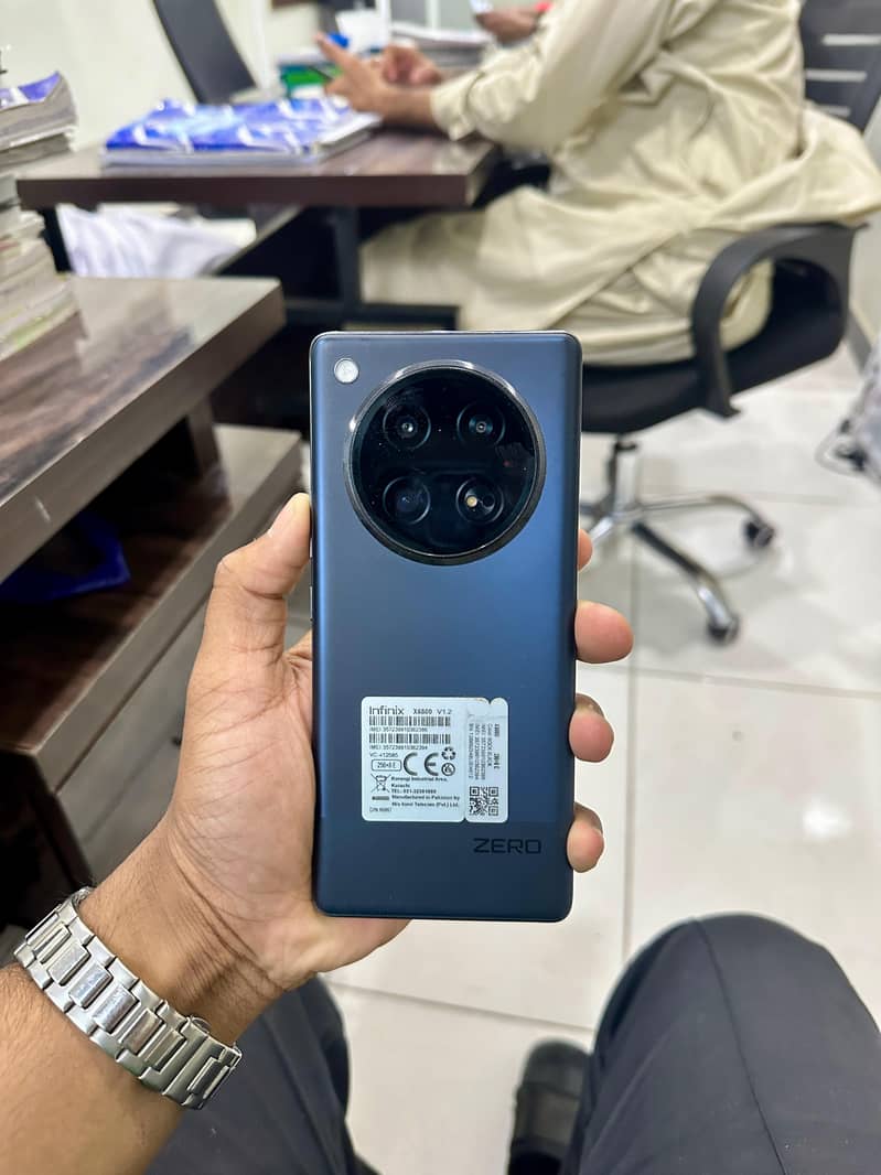 Infinix Zero 40 5