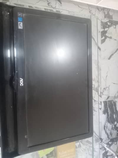 LCD TV 17 inches for sale