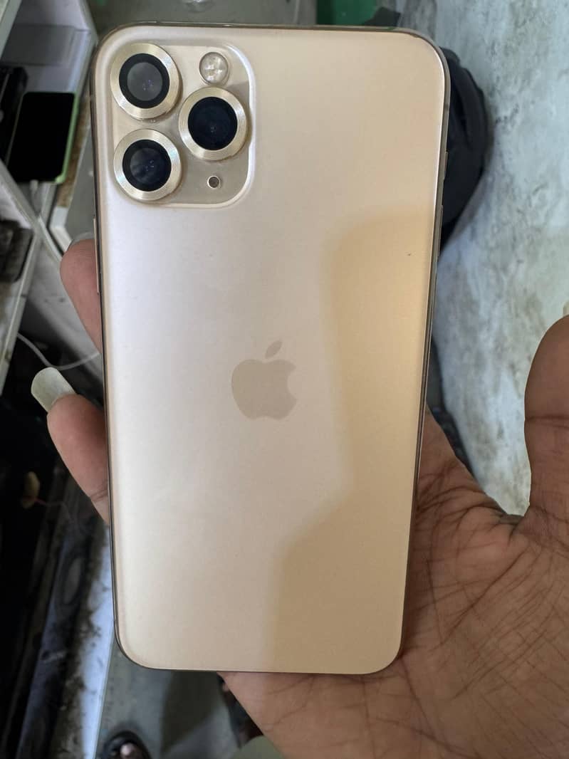 Apple iPhone 11 Pro 2
