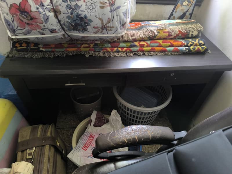 office table 0
