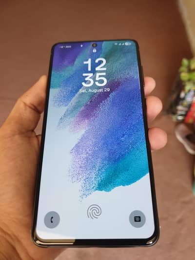 Samsung Mobile S21 FE