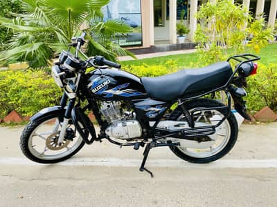 Suzuki GS 150 Special Edition 2021 Model Karachi Number