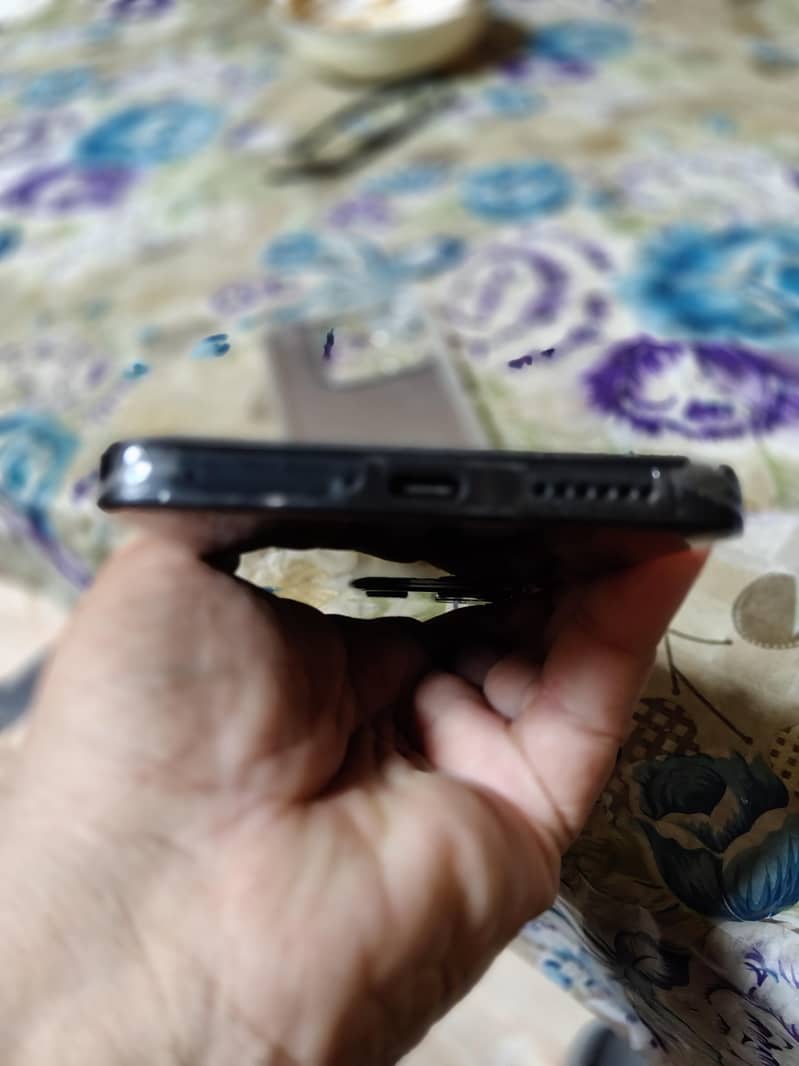 Redmi note 14 8/256 11