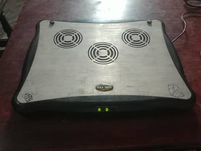 Laptop cooling pad for urgent sale