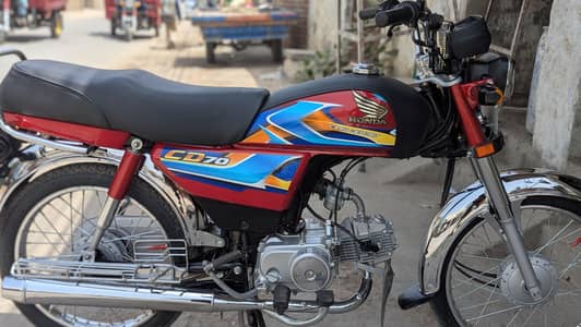 CD 70 2026 Model in Red colour in genuine condition 10/10