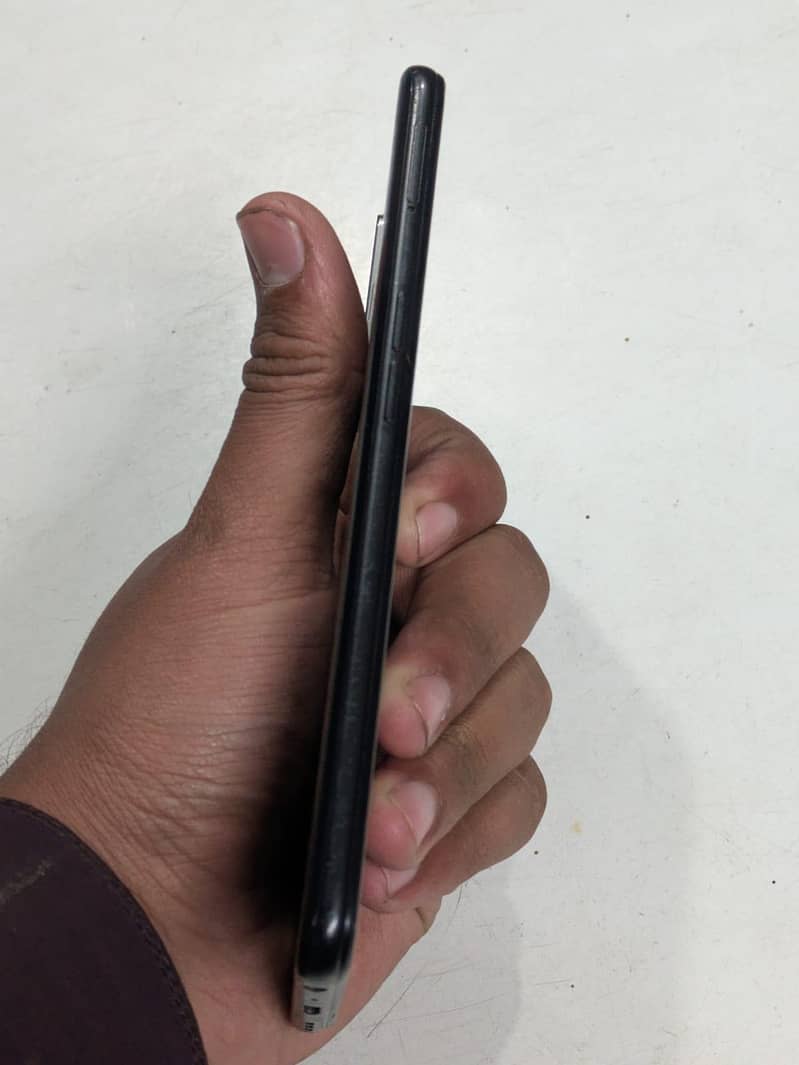 OPPO A76 4