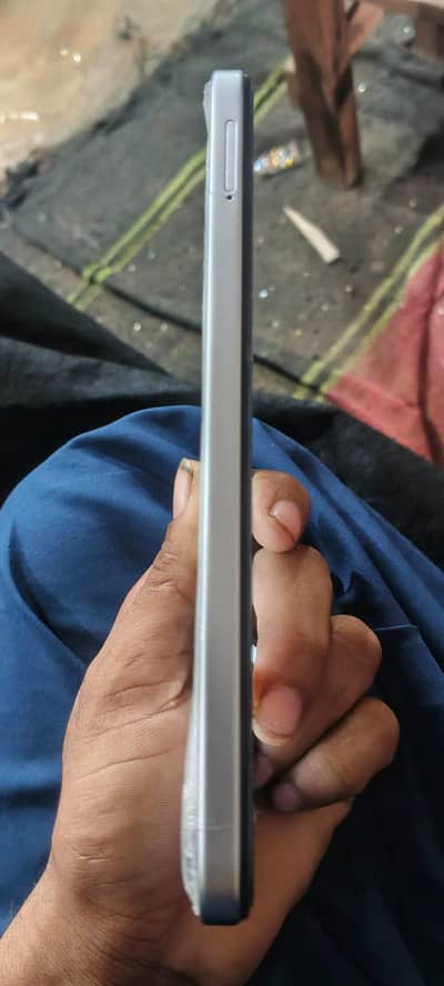 Infinix Hot 60 i