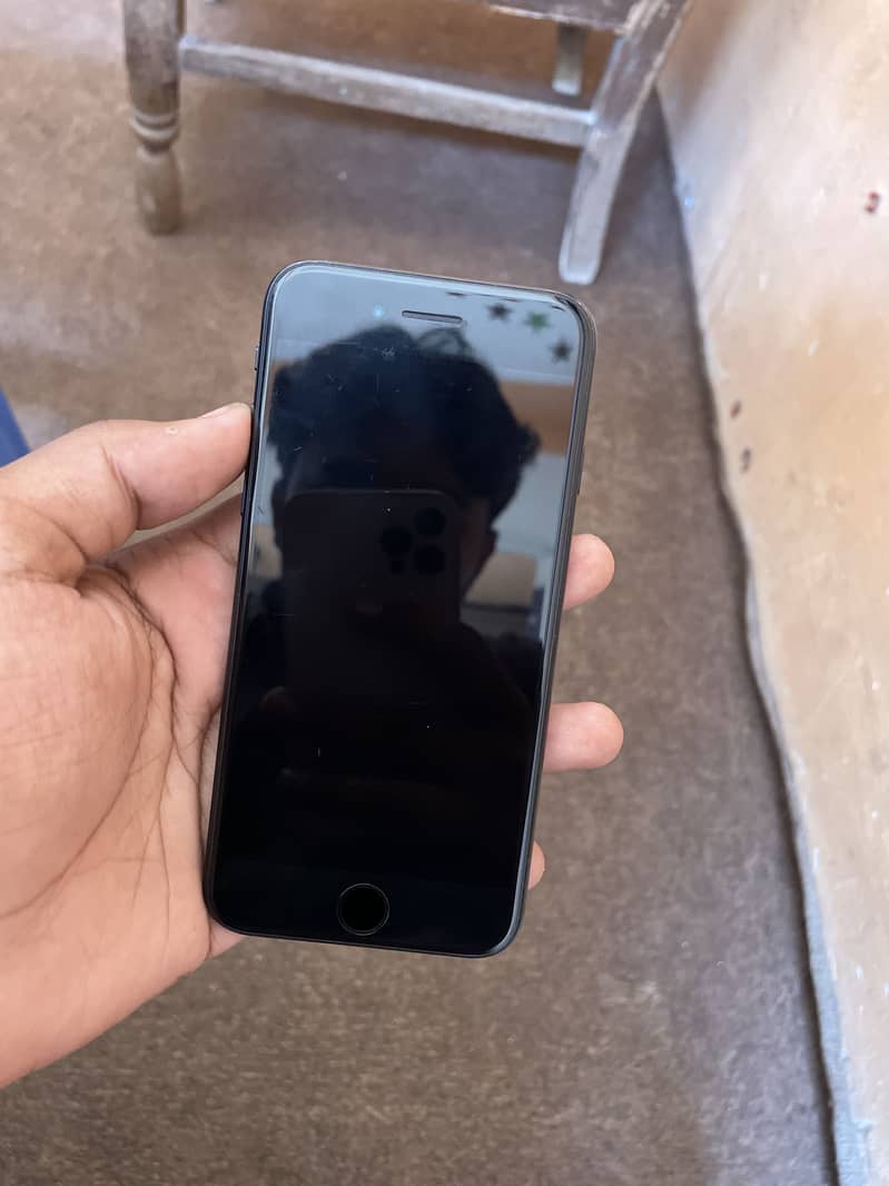 Apple iPhone SE 1