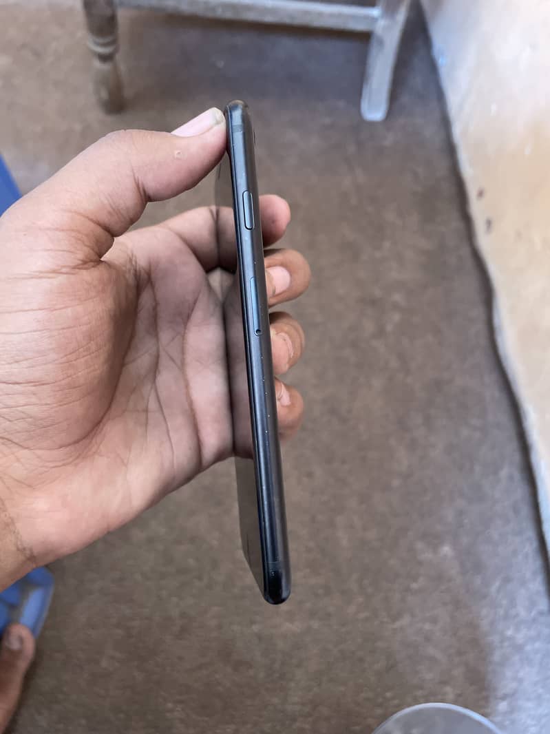 Apple iPhone SE 3