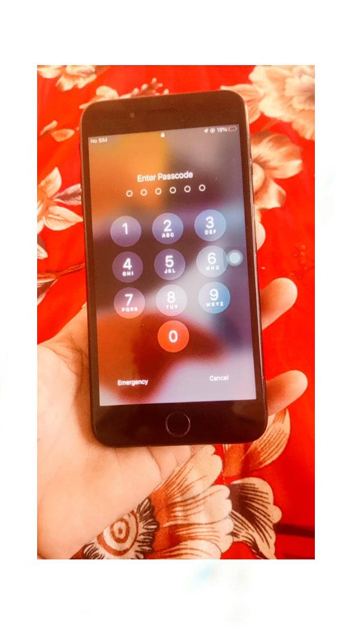 Apple iPhone 7 Plus 3