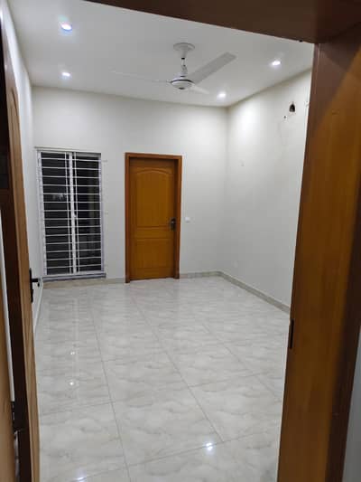 10 Marla Corner Upper Portion for Rent in LDA Avenue 1 Block J | 4 Bed | Separate Entrance | Prime Location
