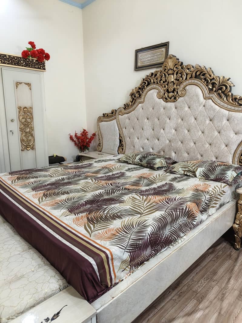 Bed + Dressing 1