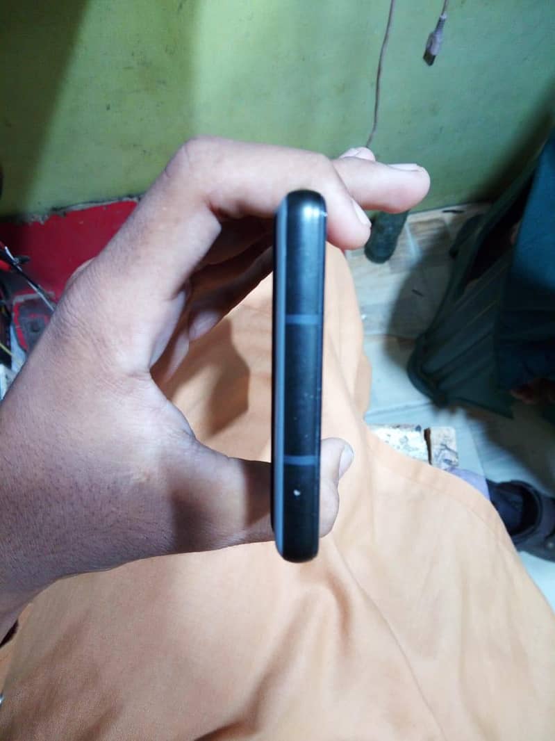 Google Pixel 6a 4