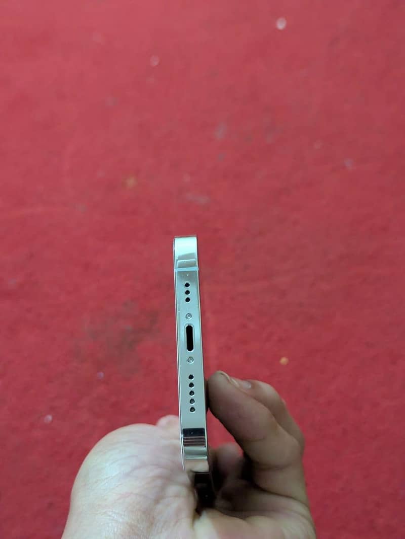 Apple iPhone 12 Pro 1