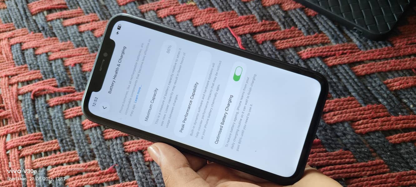 Apple iPhone 11 3