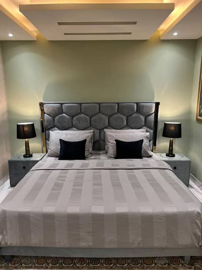 Luxury Hotel 1,2&3 Bedroom Apartment Available (Long &Short Stay)