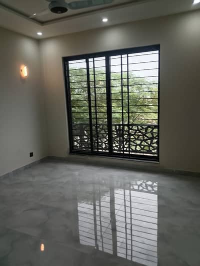 5 MARLA HOUSE FOR RENT IN DHA REHBAR