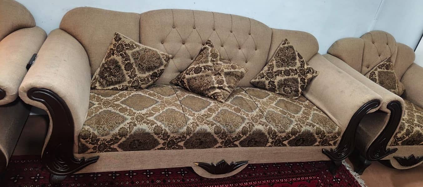 7 Seater sofa 1