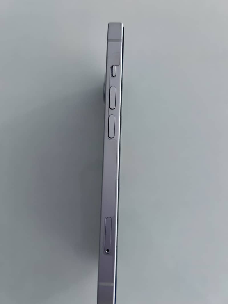 Apple iPhone 14 2