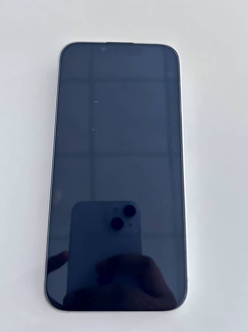 Apple iPhone 14 3