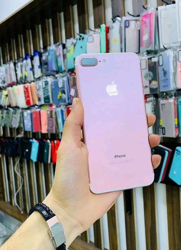 Apple iPhone 7 Plus 0