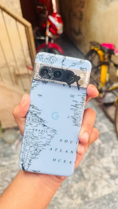 Google Pixel 8 Pro