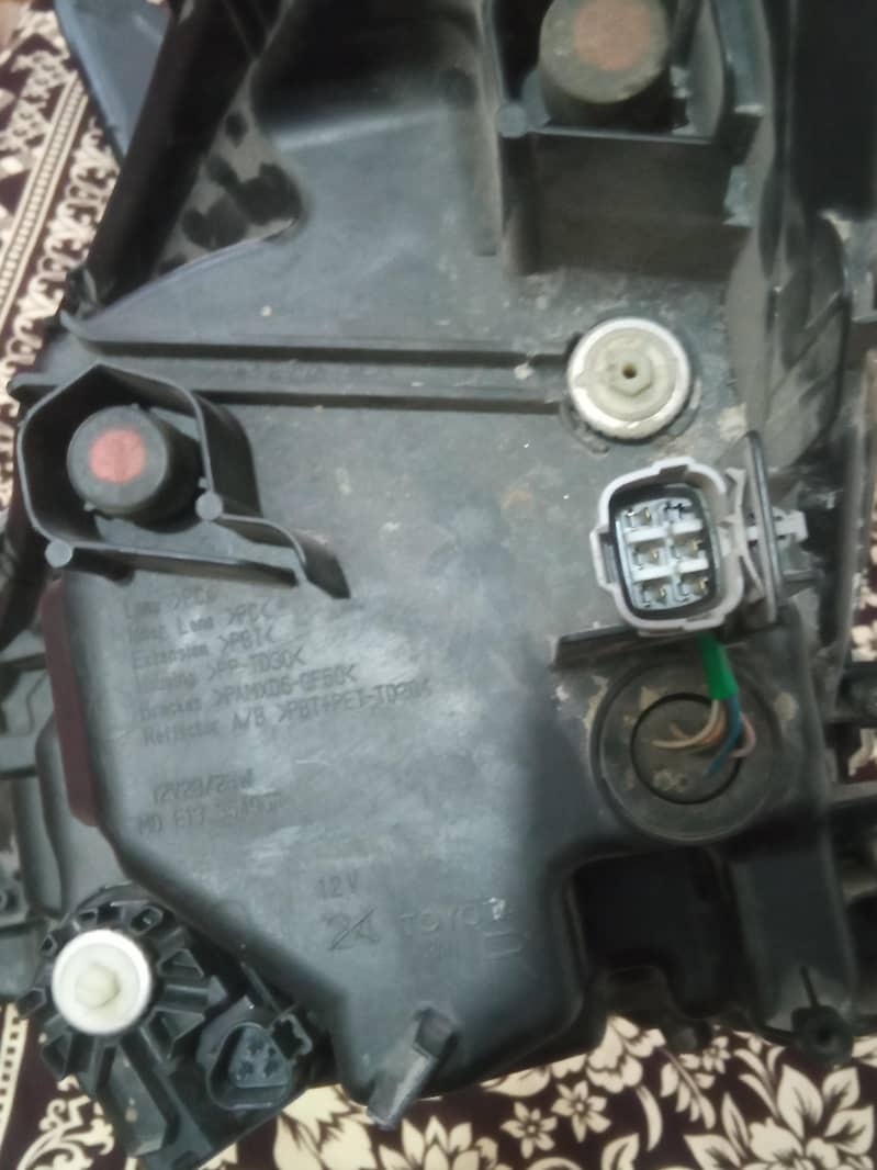 headlight's 0