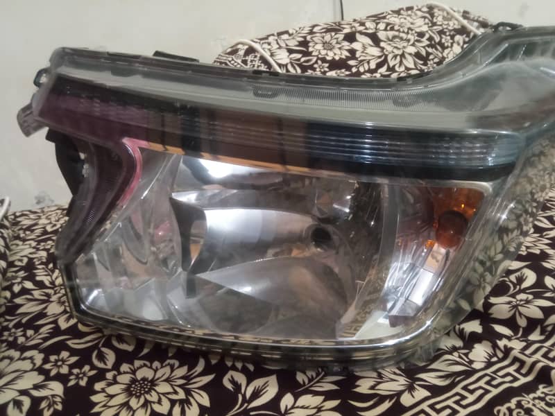 headlight's 10