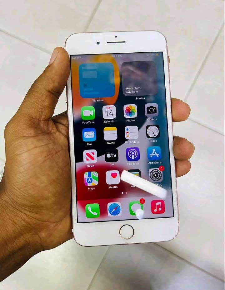 Apple iPhone 7 Plus 1