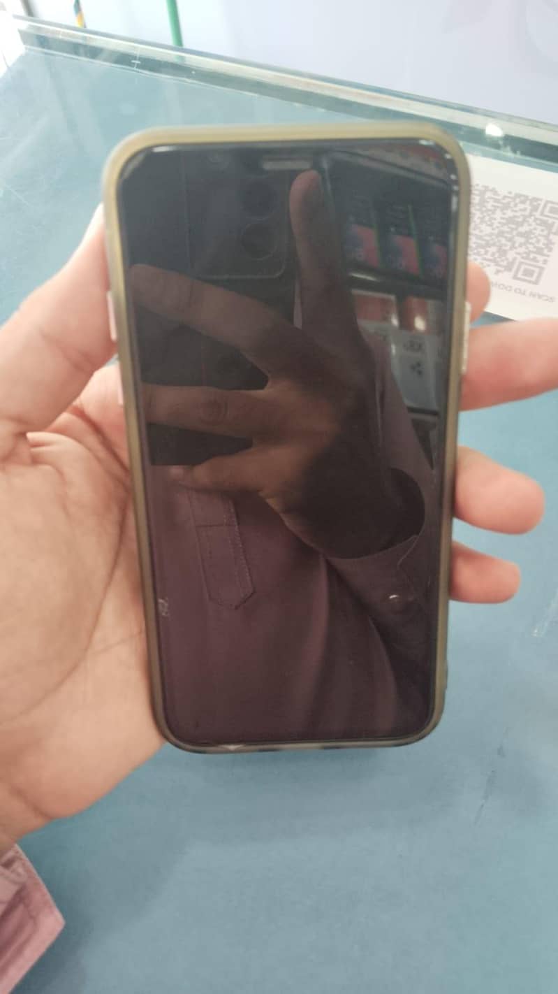 Apple iPhone X 0