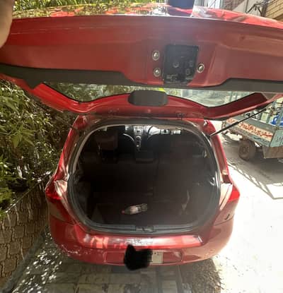 Toyota Vitz 2011