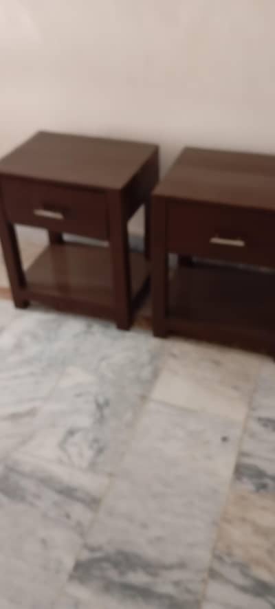 Bed side Table wooden Qty 2