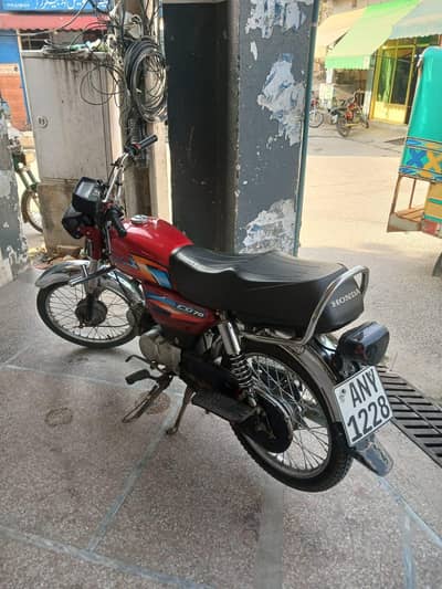 metro teez raftar 2020 model neat and clean