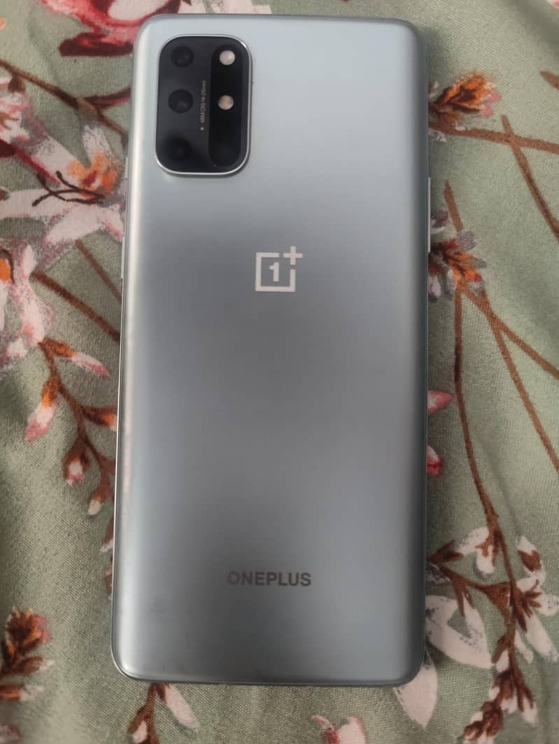 One plus 8t 1