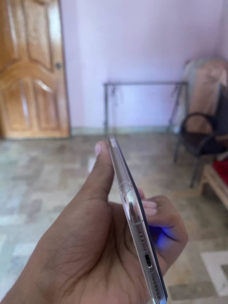 Apple iPhone 11 Pro 5