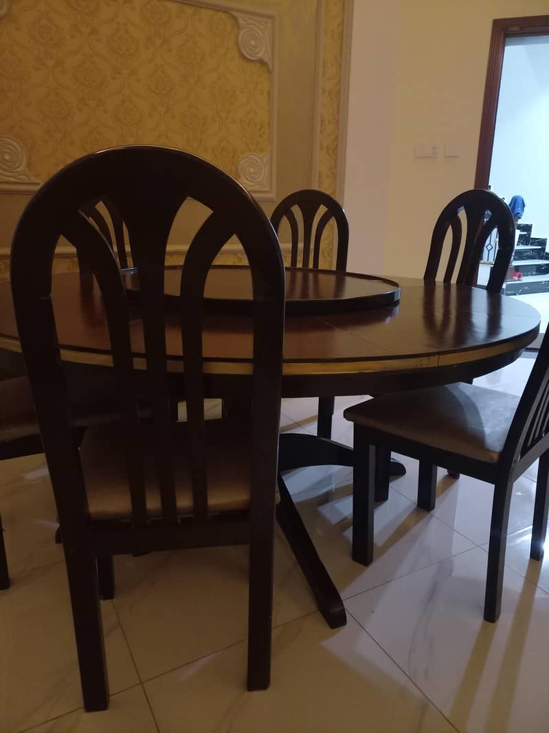Dining table - Round Dining table - 6 person dining table 2